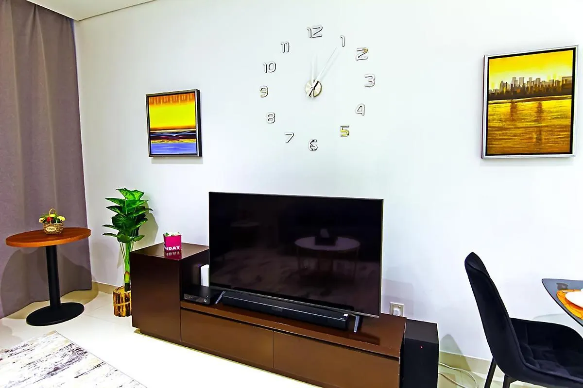 Ferienwohnung Luxurious 1Bhk In Cour Jardin Dubai Apartment